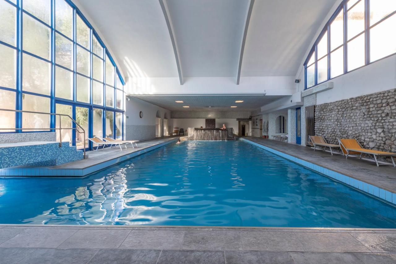 Hotel Terme Eden Абано Терме Екстериор снимка