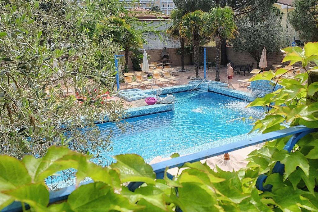 Hotel Terme Eden Абано Терме Екстериор снимка