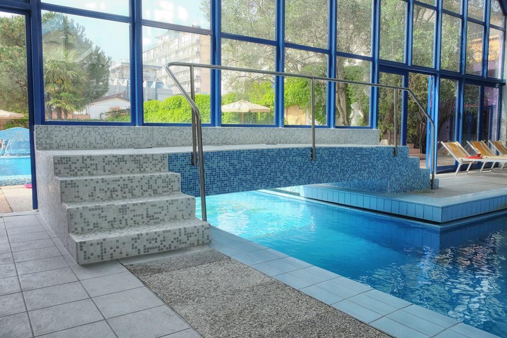 Hotel Terme Eden Абано Терме Екстериор снимка