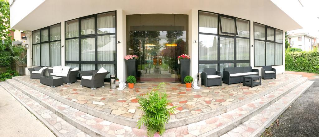 Hotel Terme Eden Абано Терме Екстериор снимка