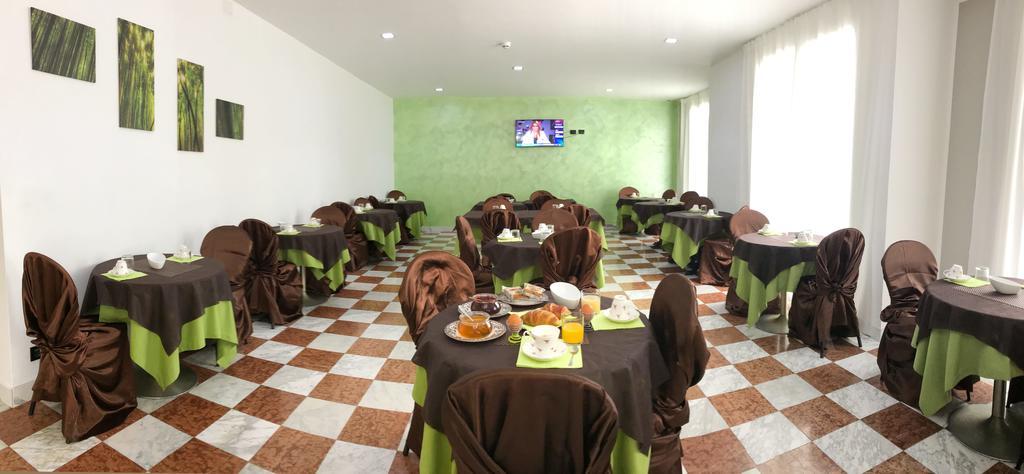 Hotel Terme Eden Абано Терме Екстериор снимка
