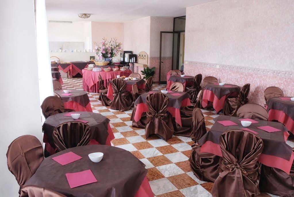 Hotel Terme Eden Абано Терме Екстериор снимка